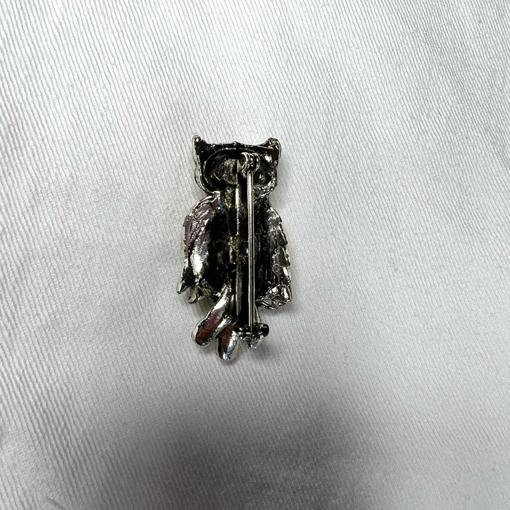 Vintage Owl Brooch‎ With Stones